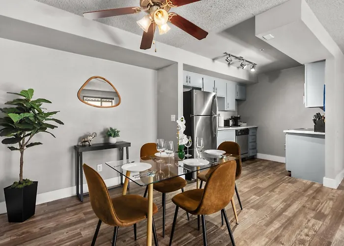 Apartment 2br Hideaway Near Asu Pool Access Pet-friendly & Parking Tempe