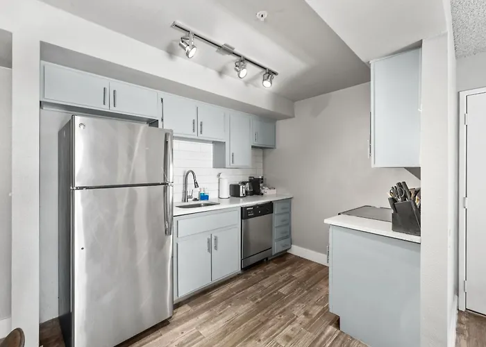 2br Hideaway Near Asu Pool Access Pet-friendly & Parking *
